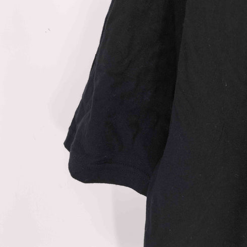 ブラックコムデギャルソン BLACK COMME des GARCONS 23SS スウォッシュロゴクルーネックS/S Tシャツ メンズ JPN:S