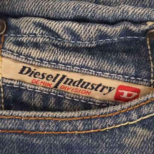 ディーゼル DIESEL イタリア製 ブーツカット ボタンフライ デニムパンツ レディース 28
