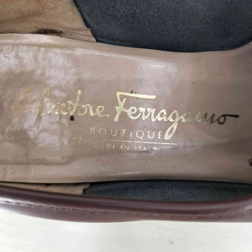 サルヴァトーレフェラガモ Salvatore Ferragamo VARA ヴァラ レザーローファー レディース 6 1/2