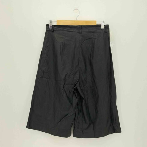 エイチアンドエム H&M シンセティックレザー ショートパンツ レディース 42