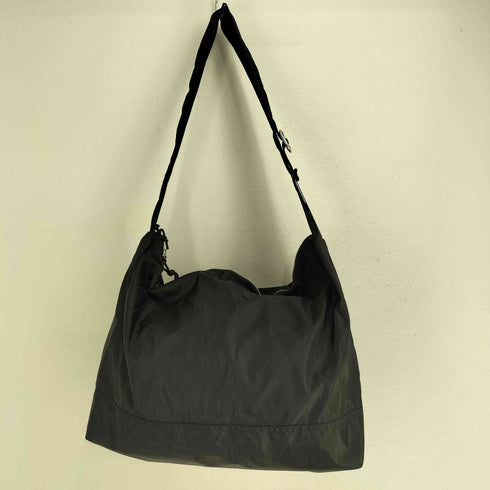 フレドリックパッカーズ FREDRIK PACKERS ナイロン ロゴ刺繍 ショルダーバック レディース