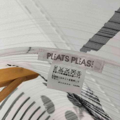 プリーツプリーズイッセイミヤケ PLEATS PLEASE ISSEY MIYAKE 14AW シースルー グラフィック プリント ポンチョ レディース