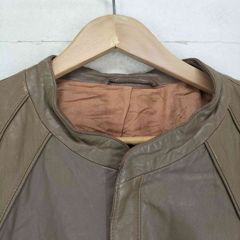 ECHTES LEATHER ノーカラージャケット メンズ