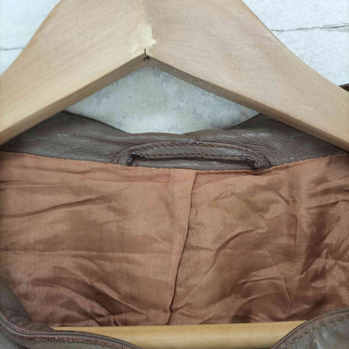 ECHTES LEATHER ノーカラージャケット メンズ