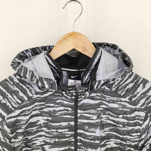 ナイキ NIKE 迷彩ナイロンジップアップジャケット メンズ import:S