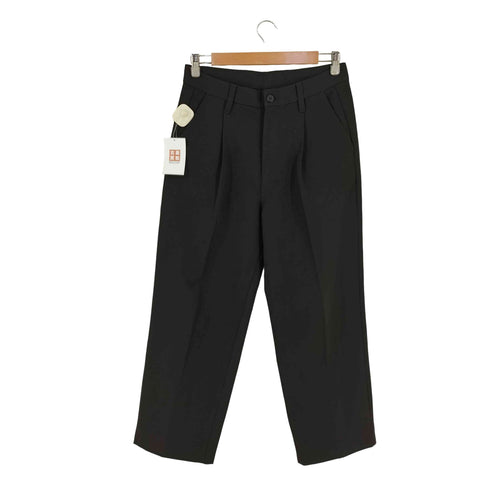イム y/m センタープレスストレートパンツ メンズ