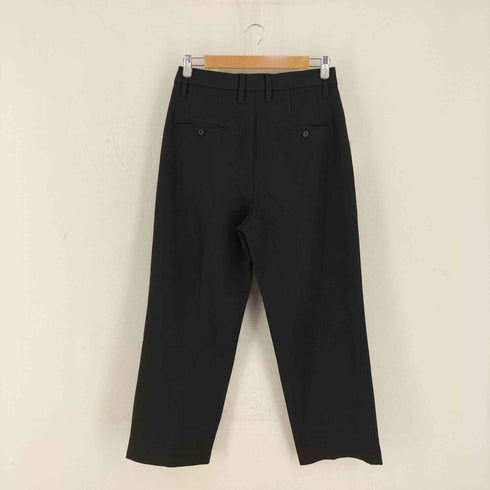イム y/m センタープレスストレートパンツ メンズ