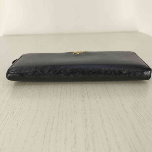 プラダ PRADA ロゴエンブレム長財布 レディース