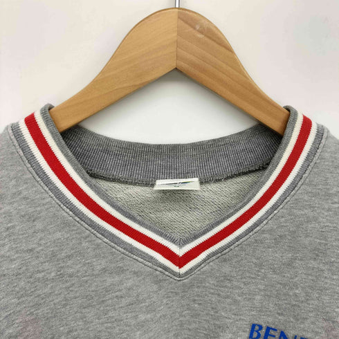 ユナイテッドカラーズオブベネトン UNITED COLORS OF BENETTON FORMULA F1 ロゴ プリント Vネック スウェット メンズ import:M