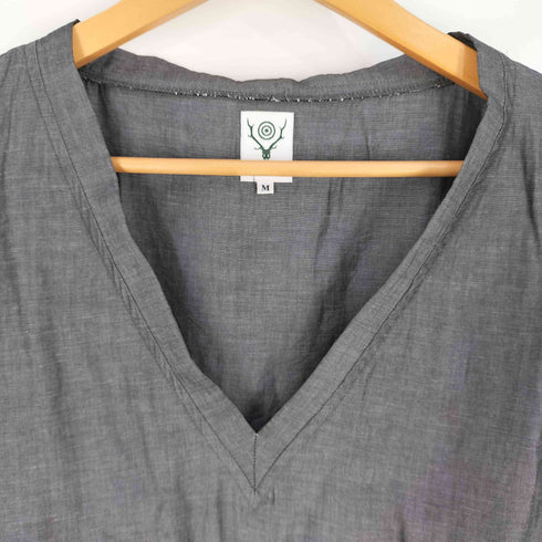 サウスツーウェストエイト SOUTH2 WEST8 Side Slit V Neck Shirt メンズ JPN:M