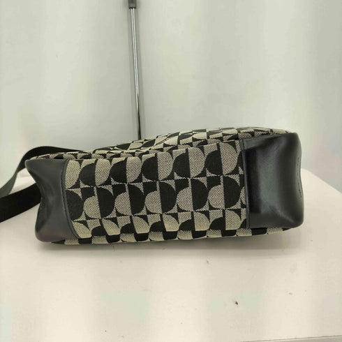 ピエールカルダン pierre cardin ロゴ総柄 ショルダーバッグ レディース