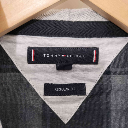 トミーヒルフィガー TOMMY HILFIGER REGULAR FIT ロゴワッペン フーディ チェック シャツ メンズ import:M