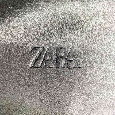 ザラ ZARA チェーン付きレリーフ加工モカシン クロコ型押し チェーンビット ローファー レディース EUR:37