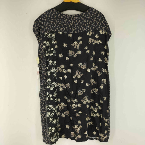 パドカレ pas de calais 総柄ノースリーブワンピース レディース