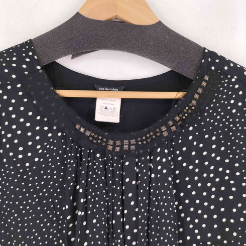 パドカレ pas de calais スタッズ ドット柄ノースリーブワンピース レディース