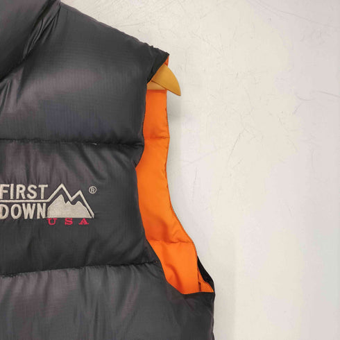 ファーストダウン FIRST DOWN 刺繍ロゴ ダウンベスト メンズ import:M
