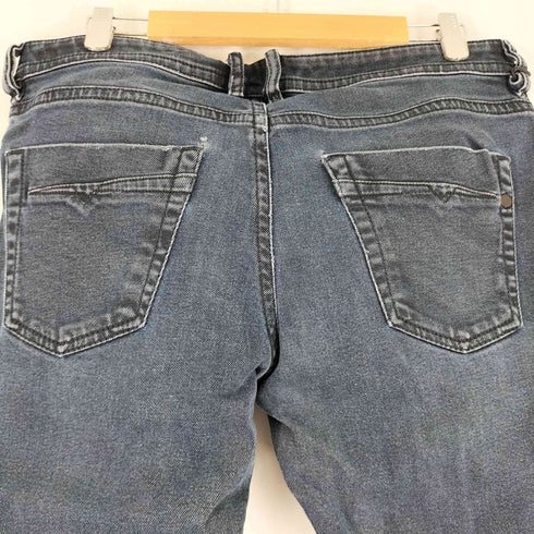 ディーゼル DIESEL AKEE REGULAR SLIM-TAPERED メンズ 32