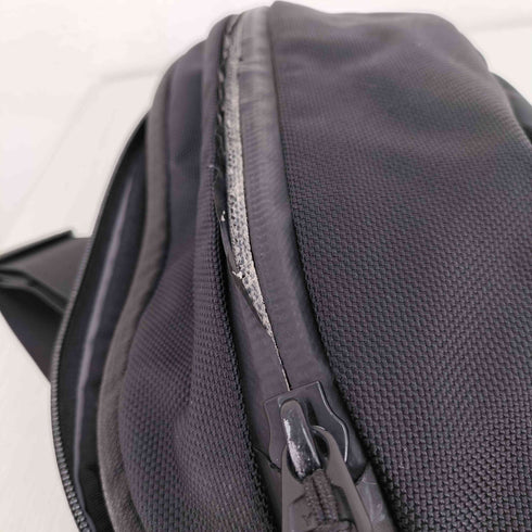 エアー AER Day Sling 3 ボディバッグ メンズ
