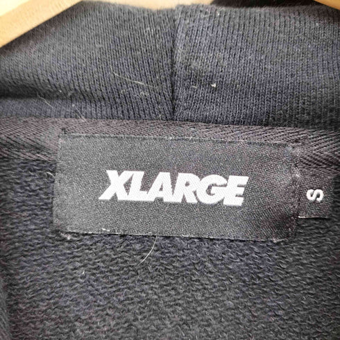 エクストララージ XLARGE 両面プリントプルオーバーパーカー メンズ S