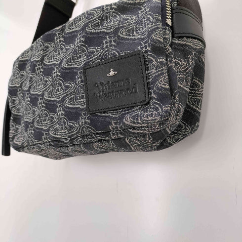 ヴィヴィアンウエストウッド Vivienne Westwood ORBリピート ショルダーバッグ メンズ