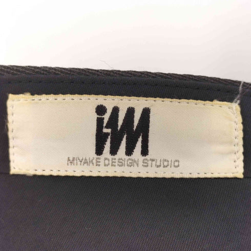 イッセイミヤケデザインスタジオ im ISSEY MIYAKE DESIGN STUDIO ウールツイル 2タックスラックス メンズ 77