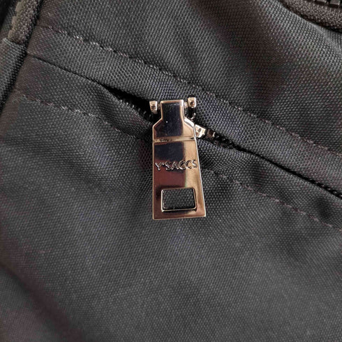 イザック Y’saccs ナイロンショルダーバッグ メンズ