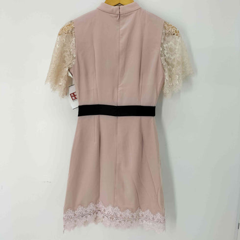 エミリアウィズ EMIRIA WIZ スタンドカラーローズ刺繍ワンピース レディース import:M
