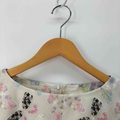 トッカ TOCCA 表参道店 ゴールドレーベル BUTTERFLY MEADOW バタフライ レディース JPN:0