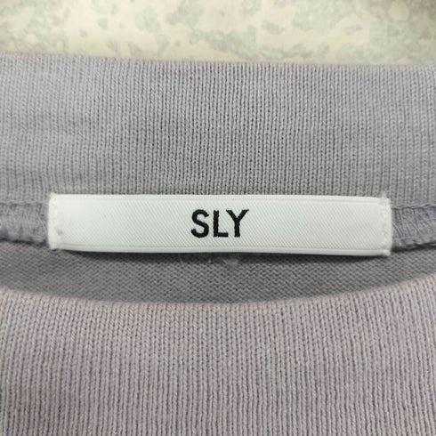 スライ SLY ギャザースリーブカットオフクルーネックスウェット レディース