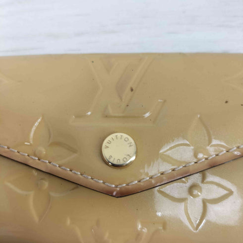 ルイヴィトン LOUIS VUITTON モノグラム・ヴェルニ ミュルティクレ4 キーケース レディース