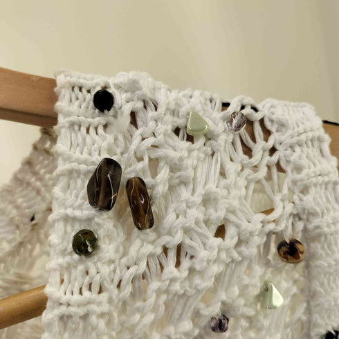 アキラナカ AKIRA NAKA 別注 Gerda glass beads&ores knit WH/ 天然石 ビーズニットベスト レディース