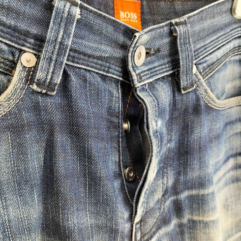 ボスヒューゴボス BOSS HUGO BOSS 革パッチ ジップコインポケット 5ポケット ボタンフライ デニム パンツ メンズ