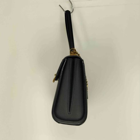 チャールズアンドキース CHARLES&KEITH GEOMETRIC TOP HANDLE CHAIN LINK BAG ジオメトリック トップハンドル チェーンリンク バッグ レディース