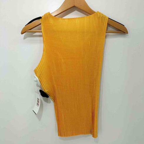 イッセイミヤケ ISSEY MIYAKE プリーツノースリーブカットソー レディース JPN:M