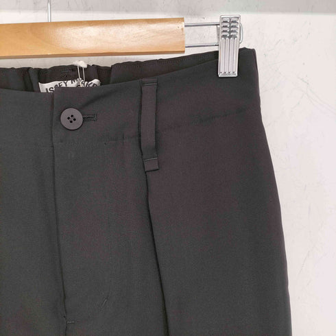 イッセイミヤケ ISSEY MIYAKE プリーツフレアパンツ レディース JPN:2