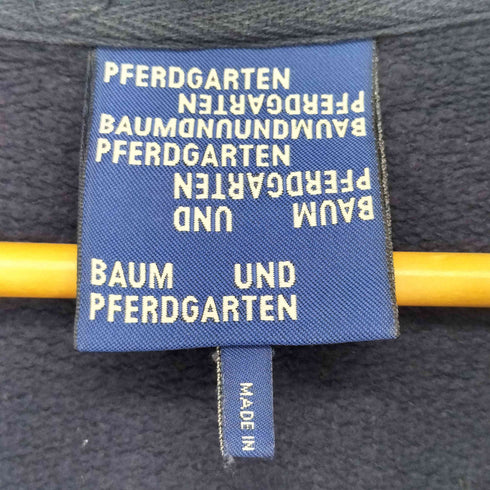 バウムウンドヘルガーデン BAUM UND PFERDGARTEN エンボスロゴ プルオーバーパーカー レディース