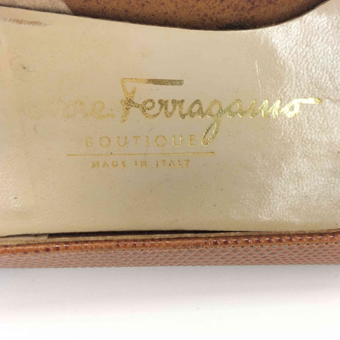 サルヴァトーレフェラガモ Salvatore Ferragamo ヴァラ リボン 型押しパンプス レディース 6 1/2