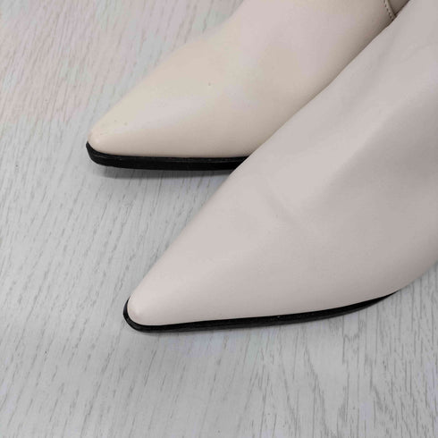 チャールズアンドキース CHARLES&KEITH スランテッドブロックヒール アンクルブール レディース 37