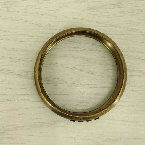 ダナキャランニューヨーク DKNY ロゴ刻印 バングル レディース