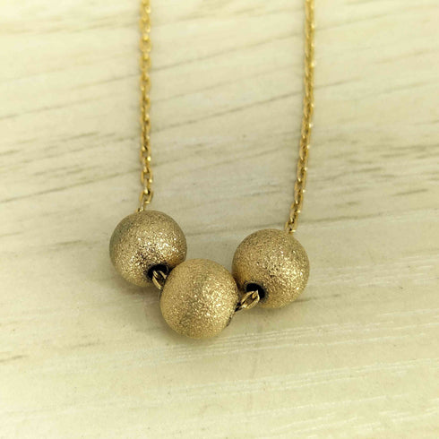 イアパピヨネ ear PAPILLONNER 三連 ゴールドボール ネックレス レディース
