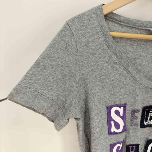 シーバイクロエ SEE BY CHLOE ロゴパッチワーク S/S Vネック Tシャツ レディース US:0-2