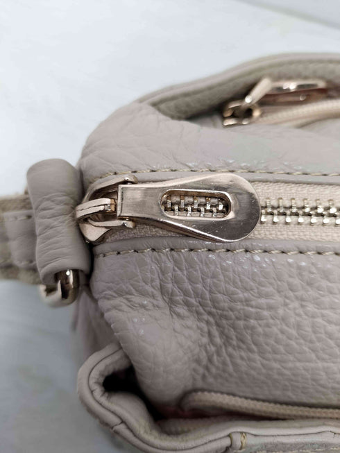 exru Vertu レザーショルダーバッグ レディース