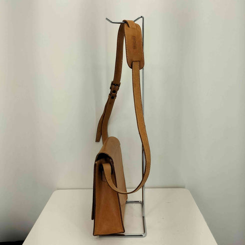 ブリー BREE ヌメ革 レザー ショルダーバッグ レディース