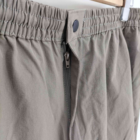 アウトドアプロダクツ OUTDOOR PRODUCTS テーパードシルエット ワンポイントブランドロゴ 撥水透湿イージーストレッチパンツ メンズ JPN:XL