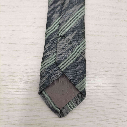 アイムプロダクトイッセイミヤケ im product ISSEY MIYAKE 総柄シルクネクタイ メンズ