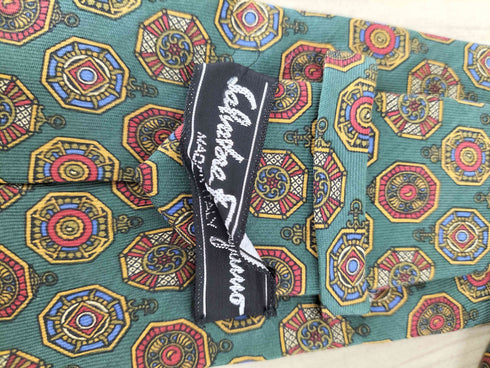 サルヴァトーレフェラガモ Salvatore Ferragamo ペンダント柄シルクネクタイ メンズ