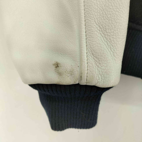 ボンダッチ Von Dutch アームレザー バック刺繍加工 スタジャン レディース