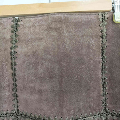 BROWNIE BEE 本革 スエード 刺繍デザイン タイトスカート レディース