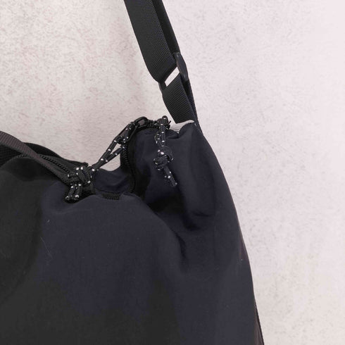 グラニフ graniph ビューティフルシャドーズーム|ナイロンショルダーバッグ レディース FREE