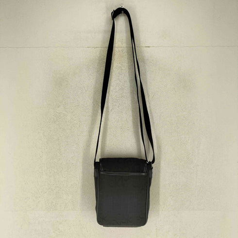 シーケーカルバンクライン ck Calvin Klein モノグラム刺繍ショルダーバッグ メンズ